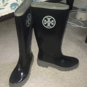 Tory Burch Rainboots
